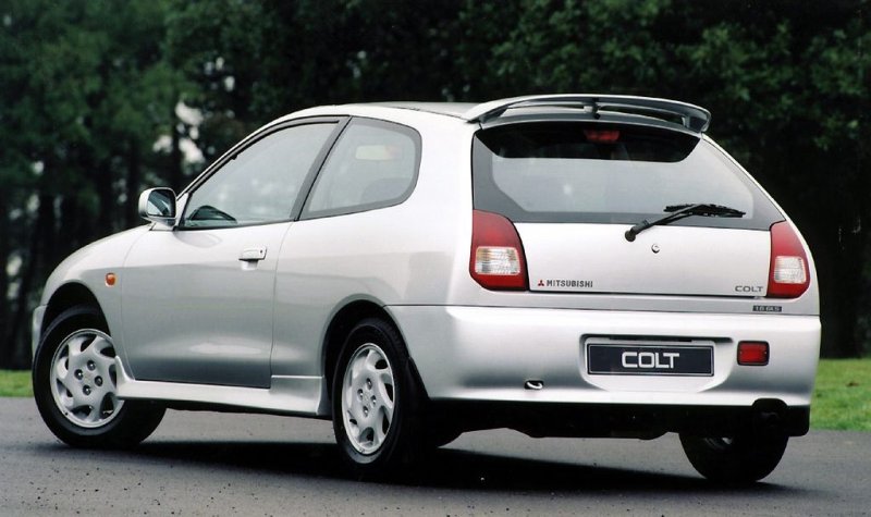 Zdjęcia auta Mitsubishi Colt V (CJ0) 1.3 i